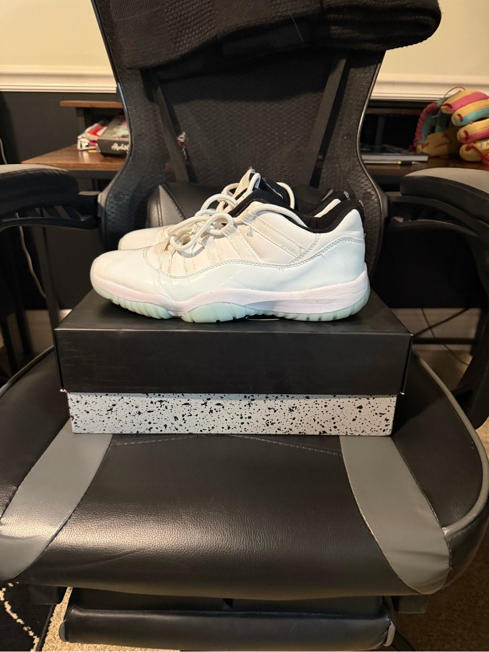 Air Jordan 11 “Legend Blue” Size 12